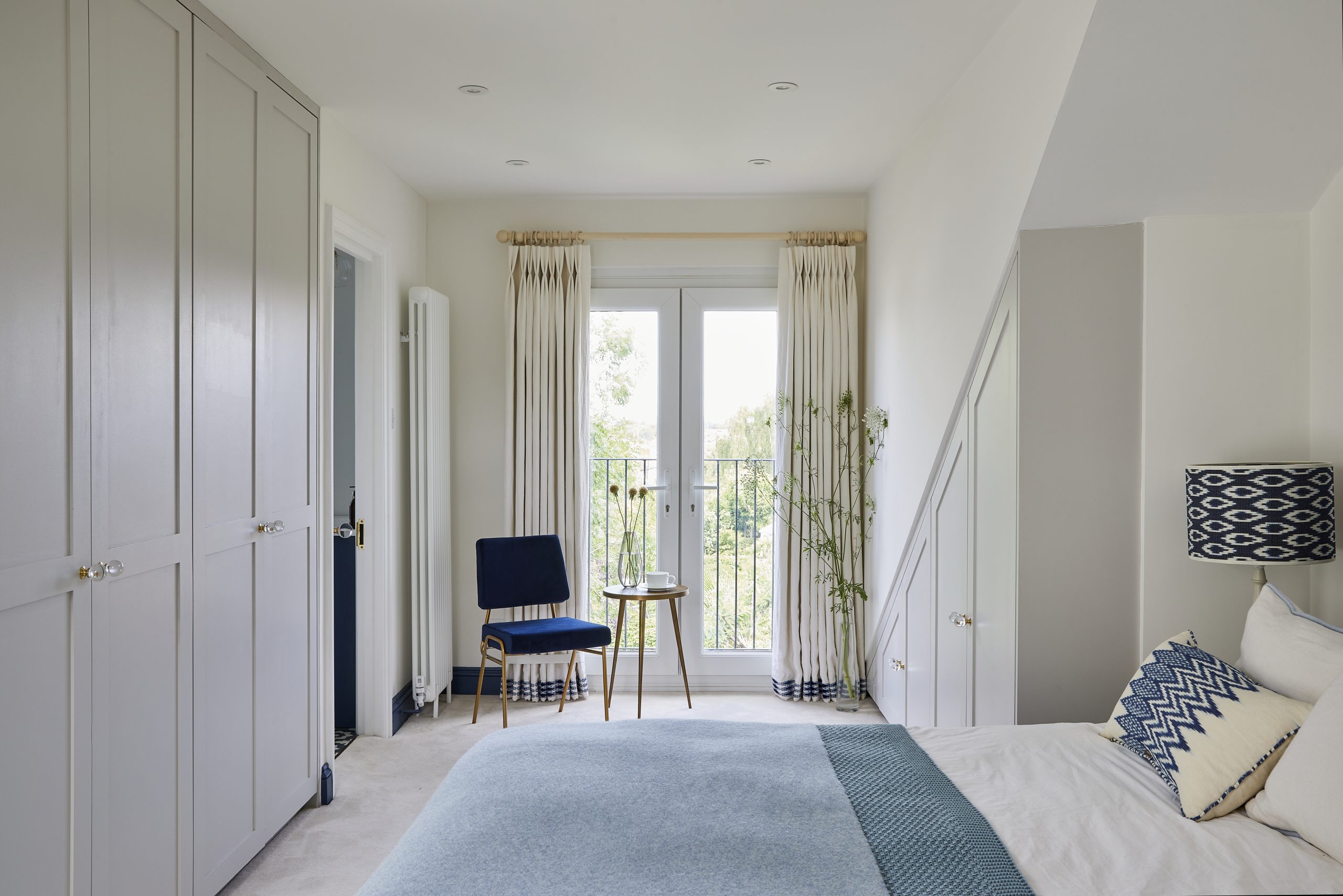 Master Ensuite Loft Bedroom Karen Oliver